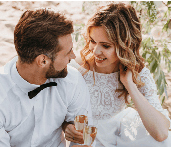 Navigating Wedding Etiquette: Dos and Don'ts for Guests